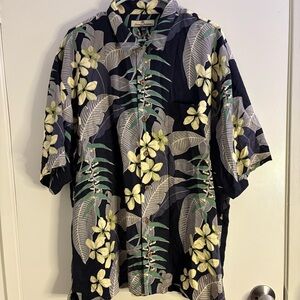 Tommy Bahama Men's Size XL 100% Silk Gray Navy Hawaiian Floral Resort Shirt